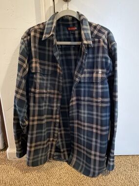Wrangler Blue and Gray Plaid Flannel Shirt